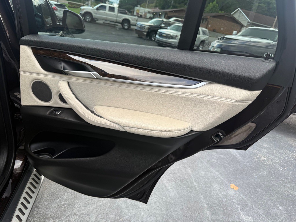 2015 BMW X5 Image 50