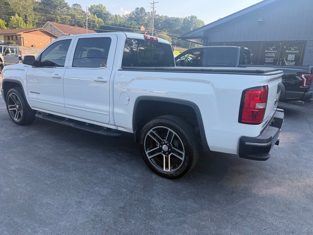 2015 GMC Sierra Image 26
