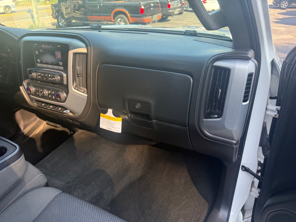 2015 GMC Sierra Image 56