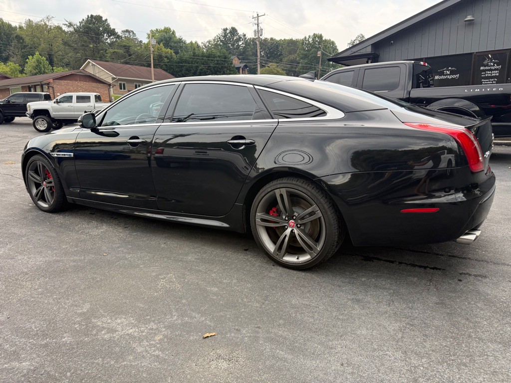 2014 Jaguar XJ Image 9