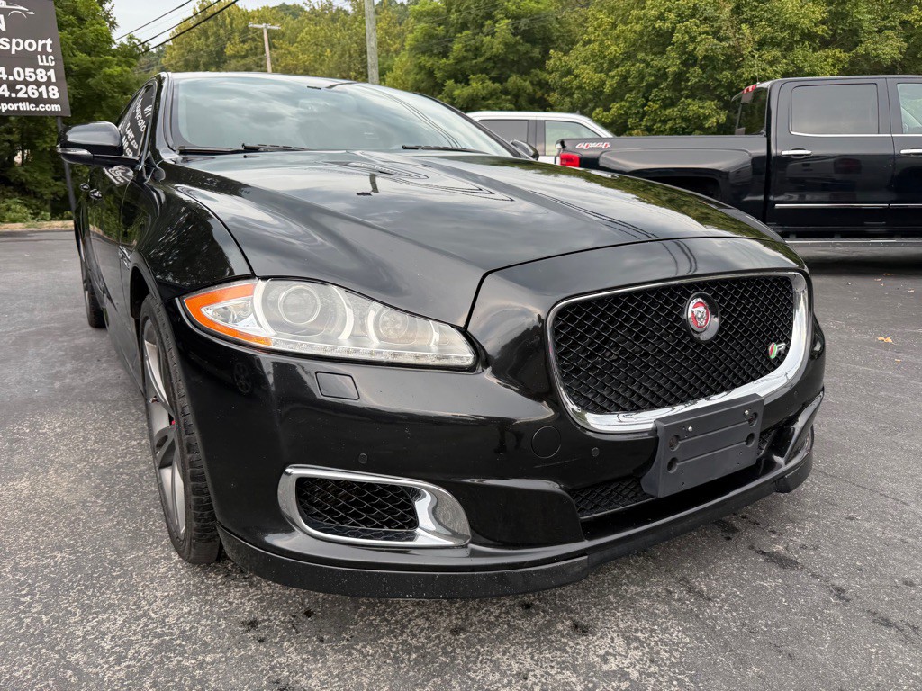 2014 Jaguar XJ Image 17