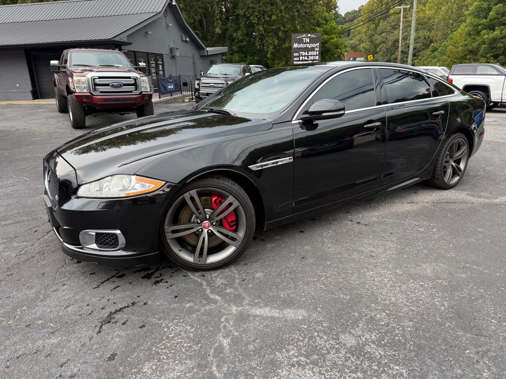 2014 Jaguar XJ Image 32