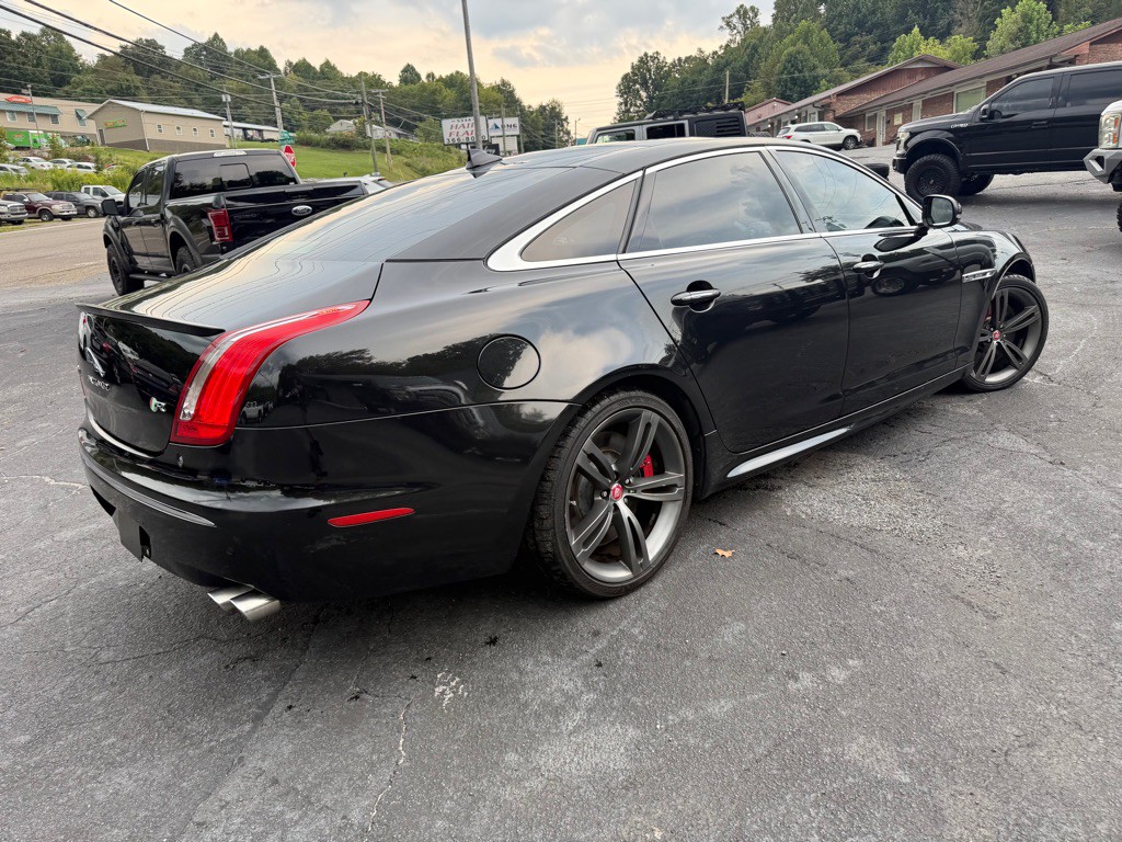 2014 Jaguar XJ Image 35