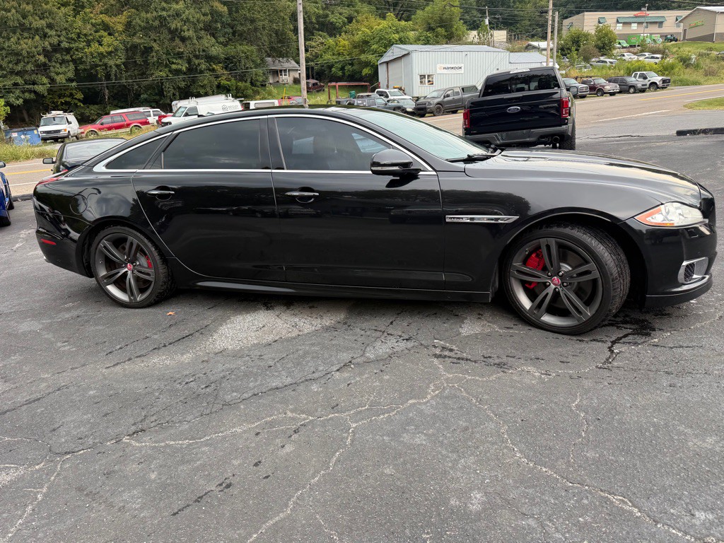 2014 Jaguar XJ Image 36