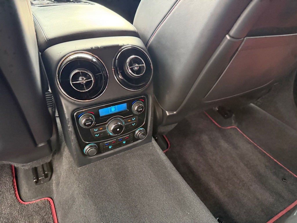 2014 Jaguar XJ Image 64