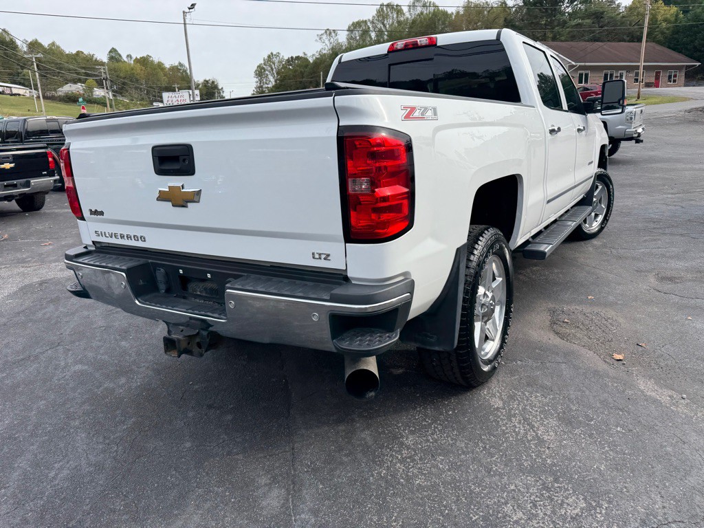 2015 Chevrolet Silverado 1500 Image 10