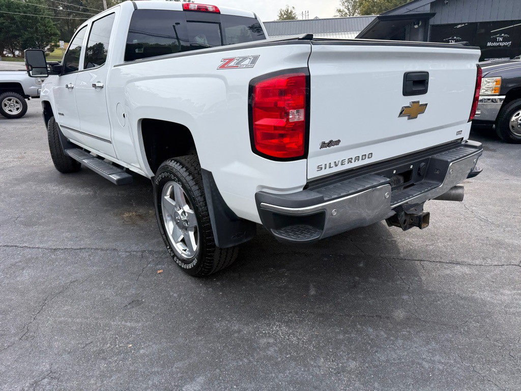 2015 Chevrolet Silverado 1500 Image 12