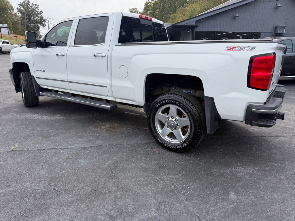 2015 Chevrolet Silverado 1500 Image 13