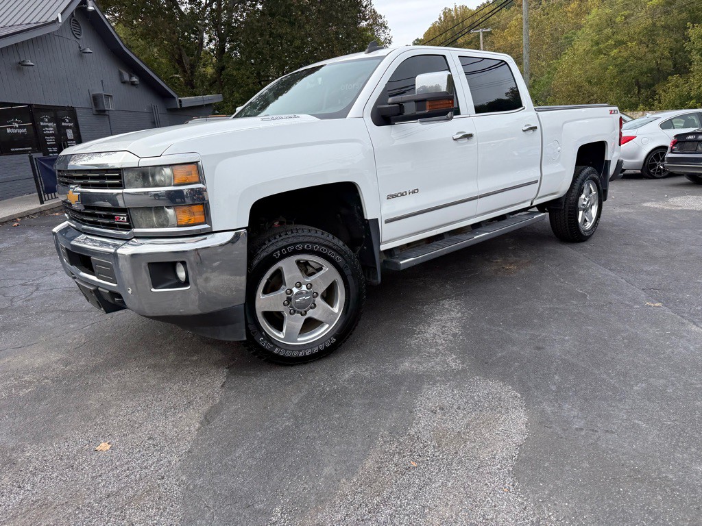 2015 Chevrolet Silverado 1500 Image 18
