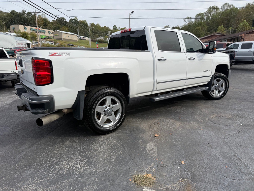 2015 Chevrolet Silverado 1500 Image 22