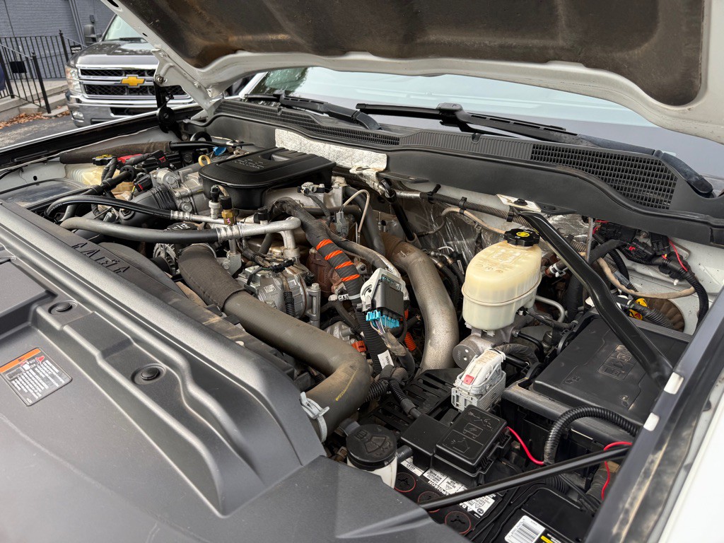 2015 Chevrolet Silverado 1500 Image 32