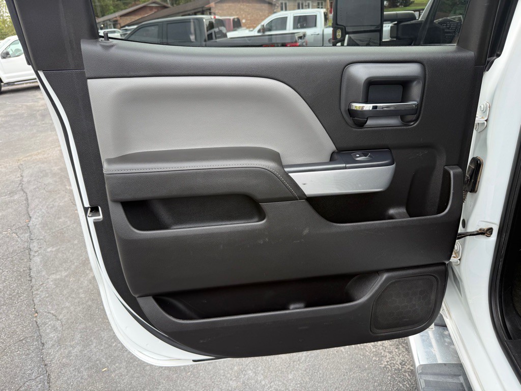 2015 Chevrolet Silverado 1500 Image 50