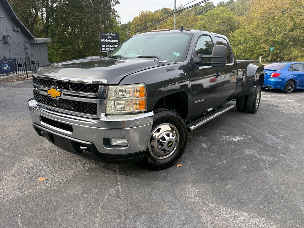 2011 Chevrolet Silverado 1500 Image 1