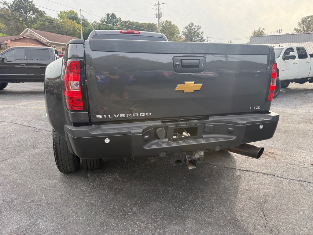 2011 Chevrolet Silverado 1500 Image 16
