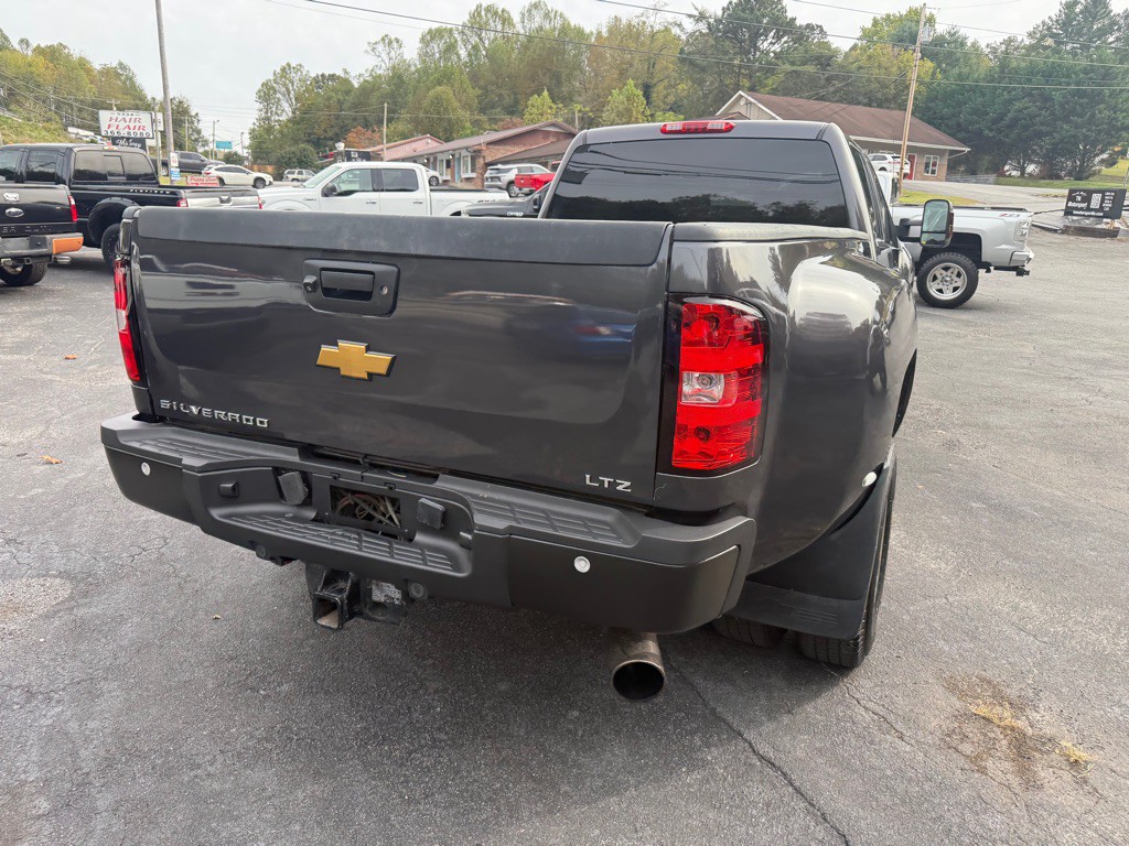 2011 Chevrolet Silverado 1500 Image 23