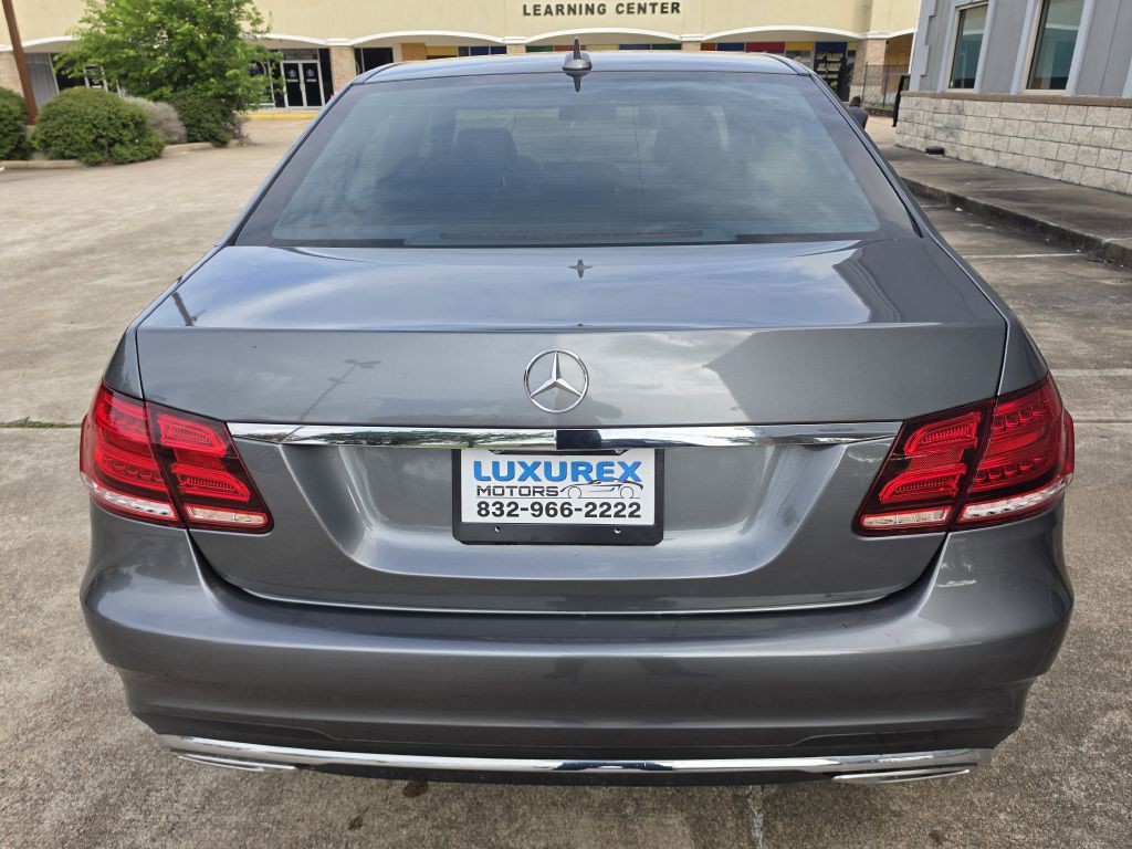 2016 Mercedes-Benz E-Class Image 6