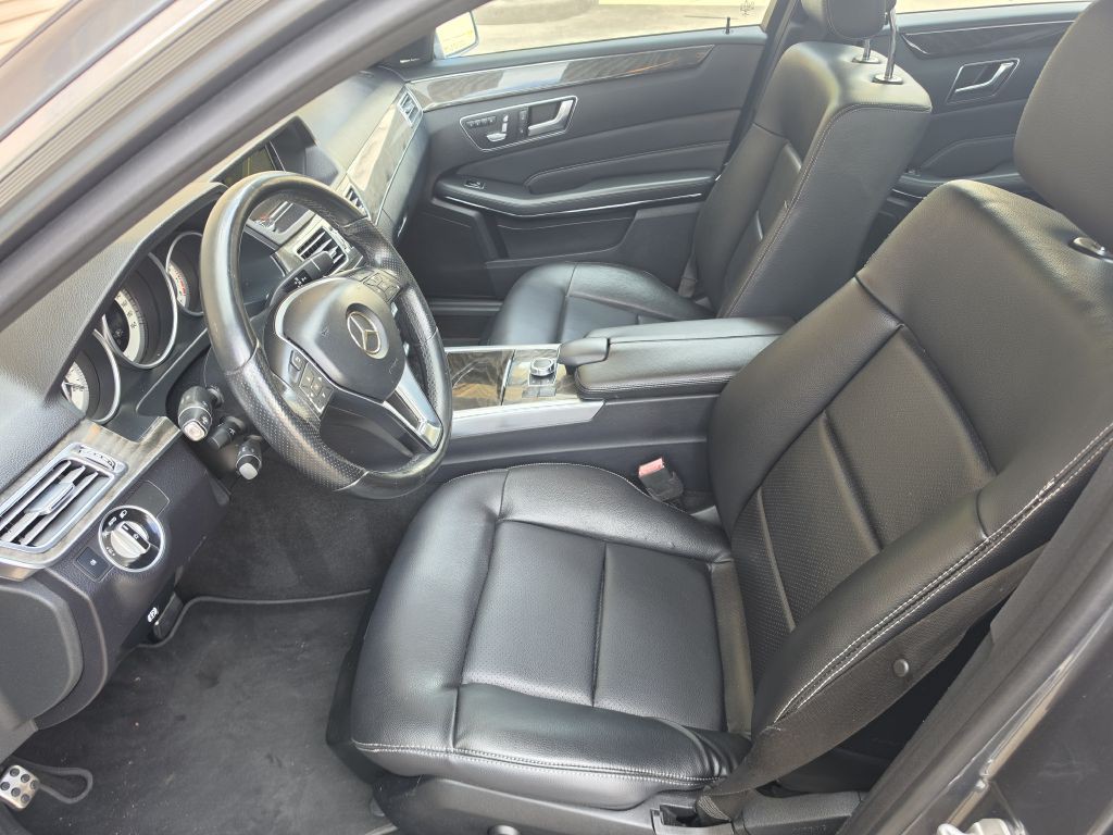 2016 Mercedes-Benz E-Class Image 11