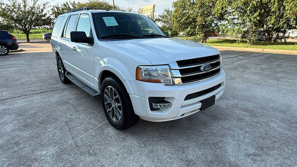 2017 Ford Expedition Image 3