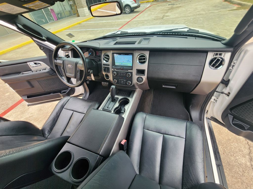 2017 Ford Expedition Image 16