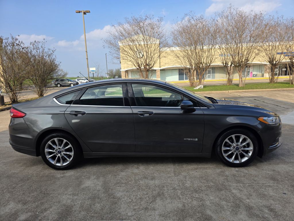 2017 Ford Fusion Image 8