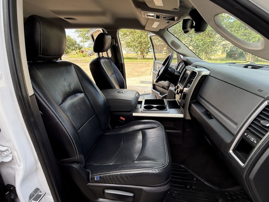 2014 RAM 1500 Image 14