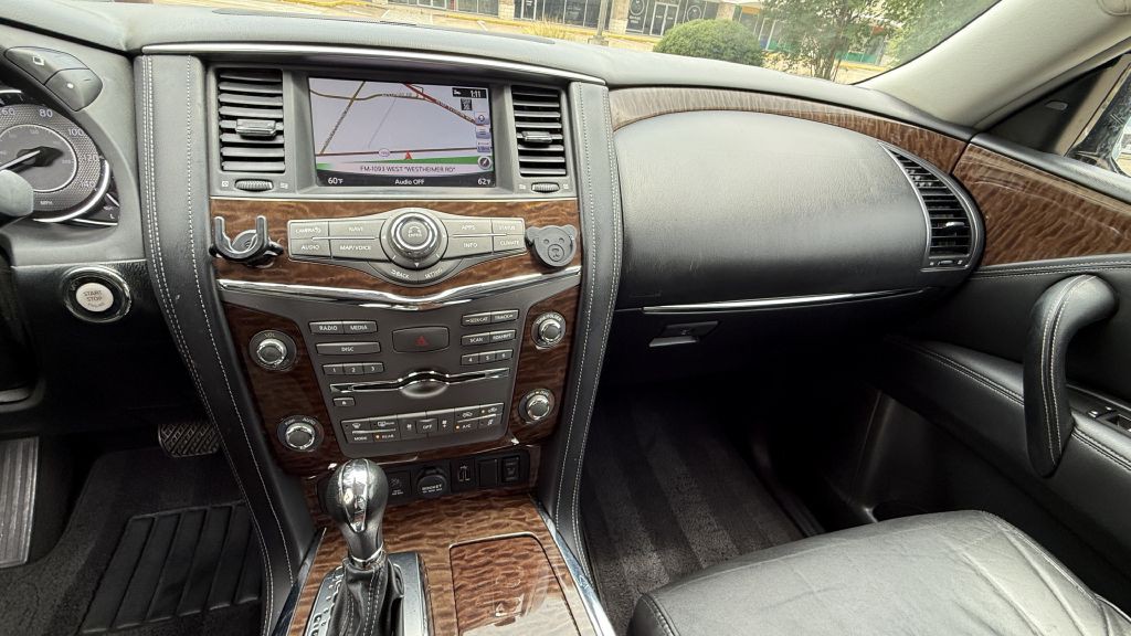 2019 Nissan Armada Image 24