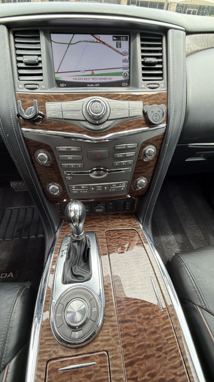 2019 Nissan Armada Image 25