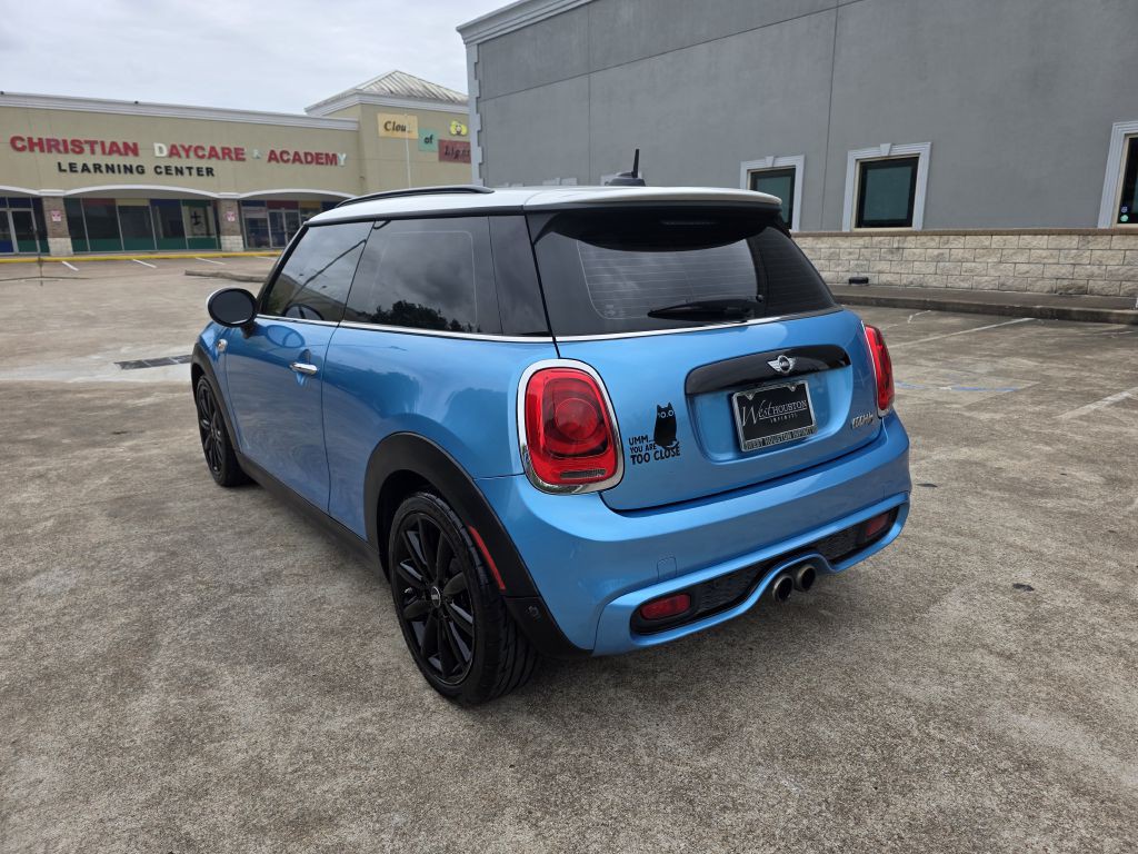 2016 MINI Cooper Image 5