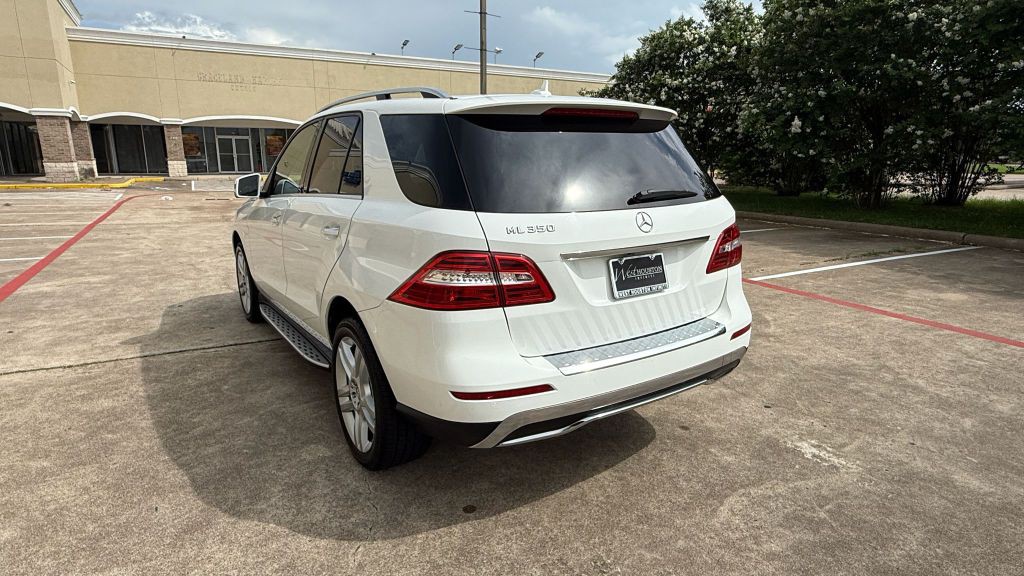 2015 Mercedes-Benz M-Class Image 8