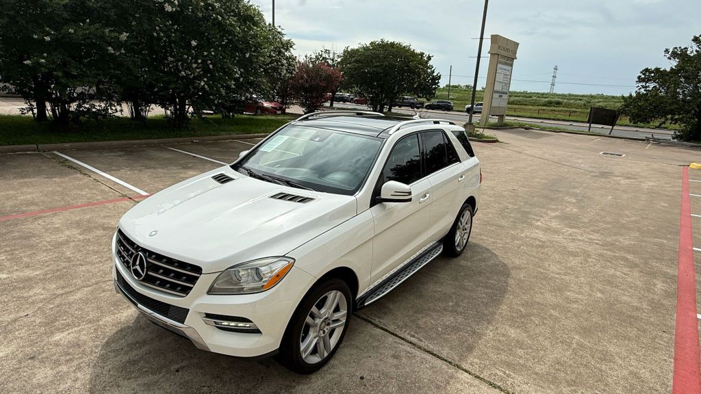 2015 Mercedes-Benz M-Class Image 9