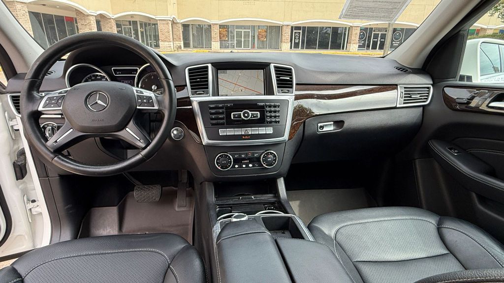 2015 Mercedes-Benz M-Class Image 13