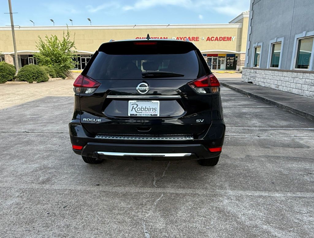2019 Nissan Rogue Image 9