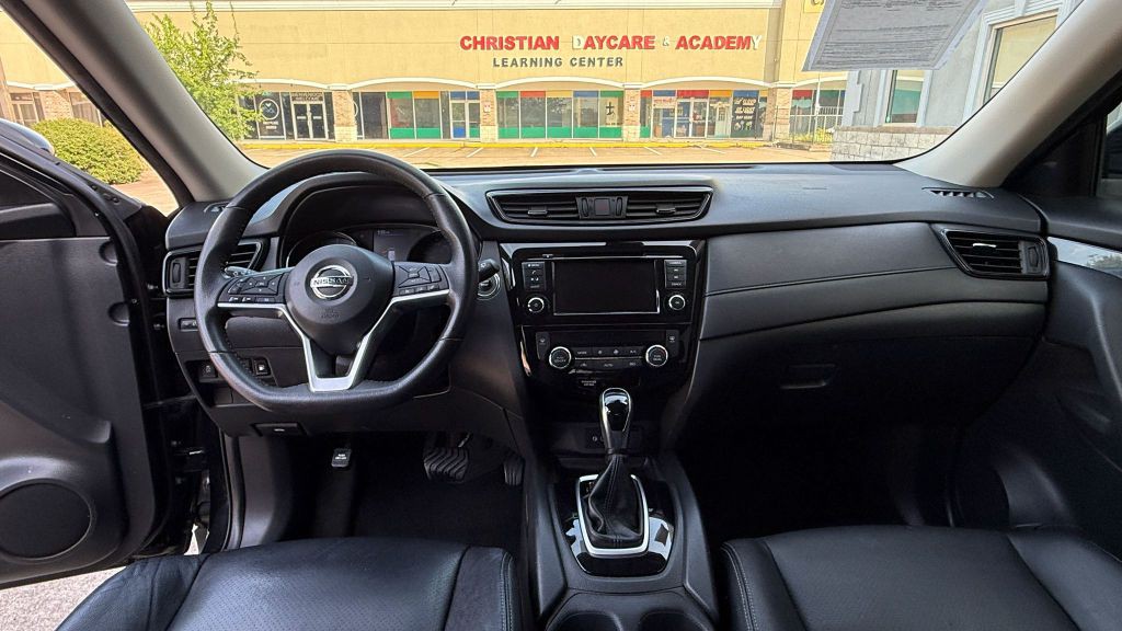 2019 Nissan Rogue Image 15
