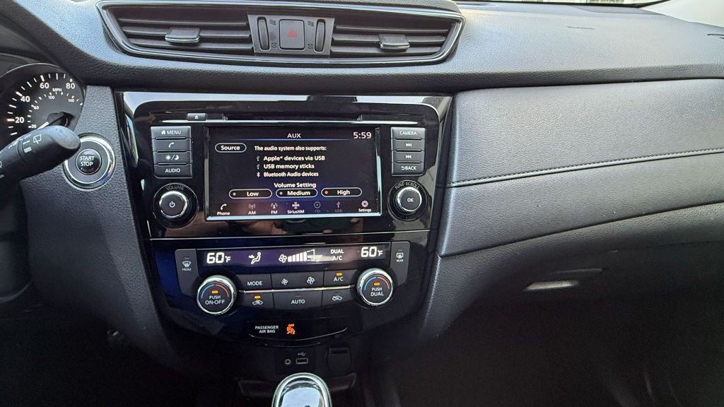 2019 Nissan Rogue Image 23