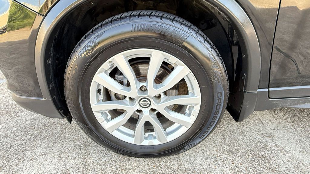 2019 Nissan Rogue Image 27