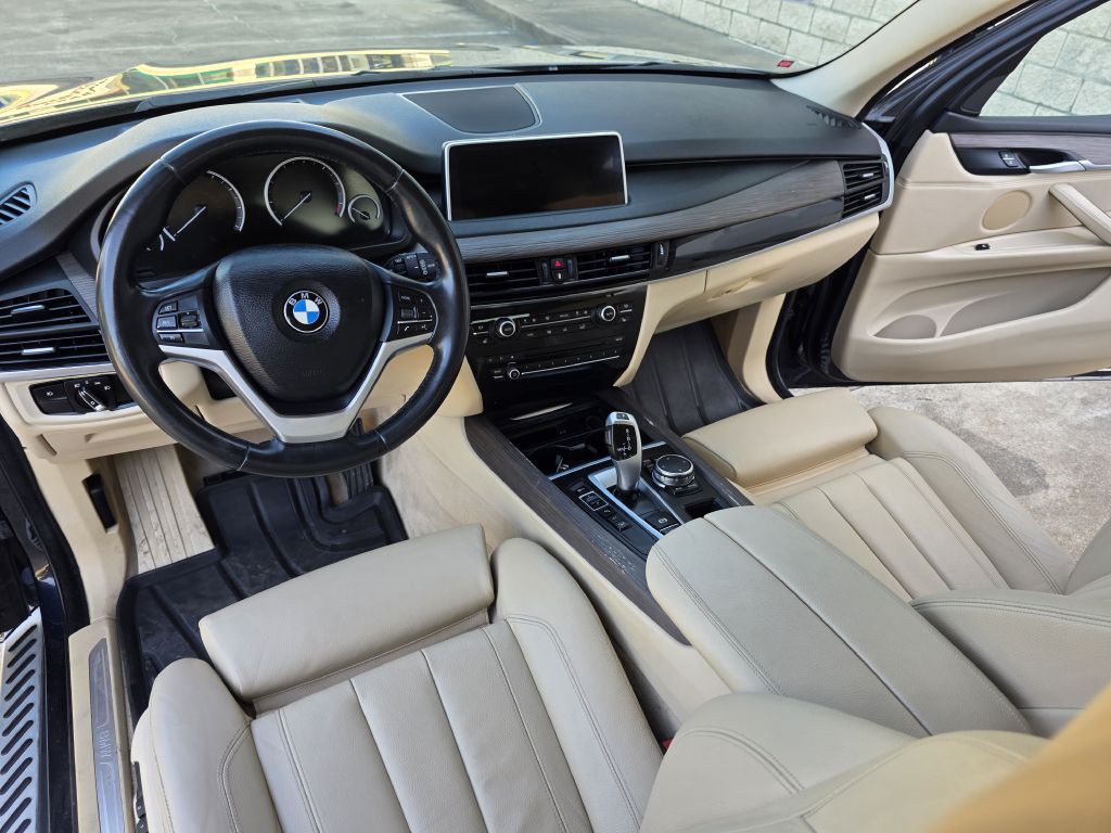 2015 BMW X5 Image 14