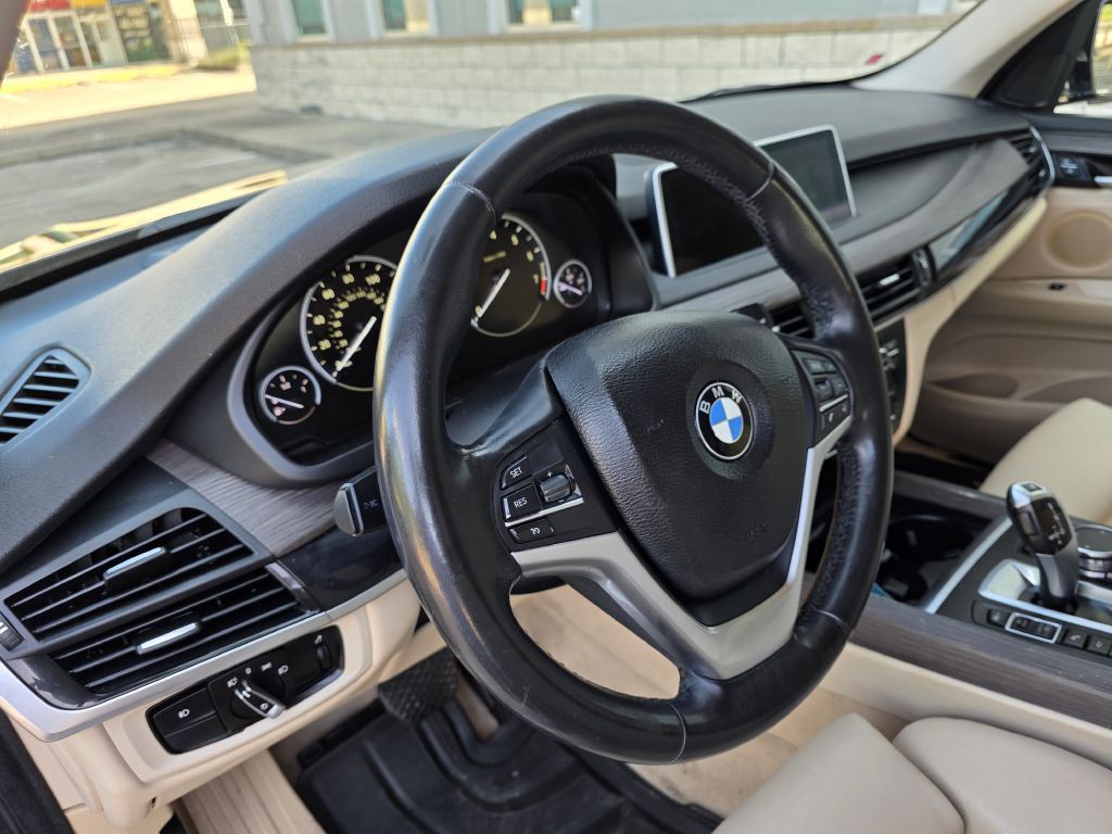 2015 BMW X5 Image 22