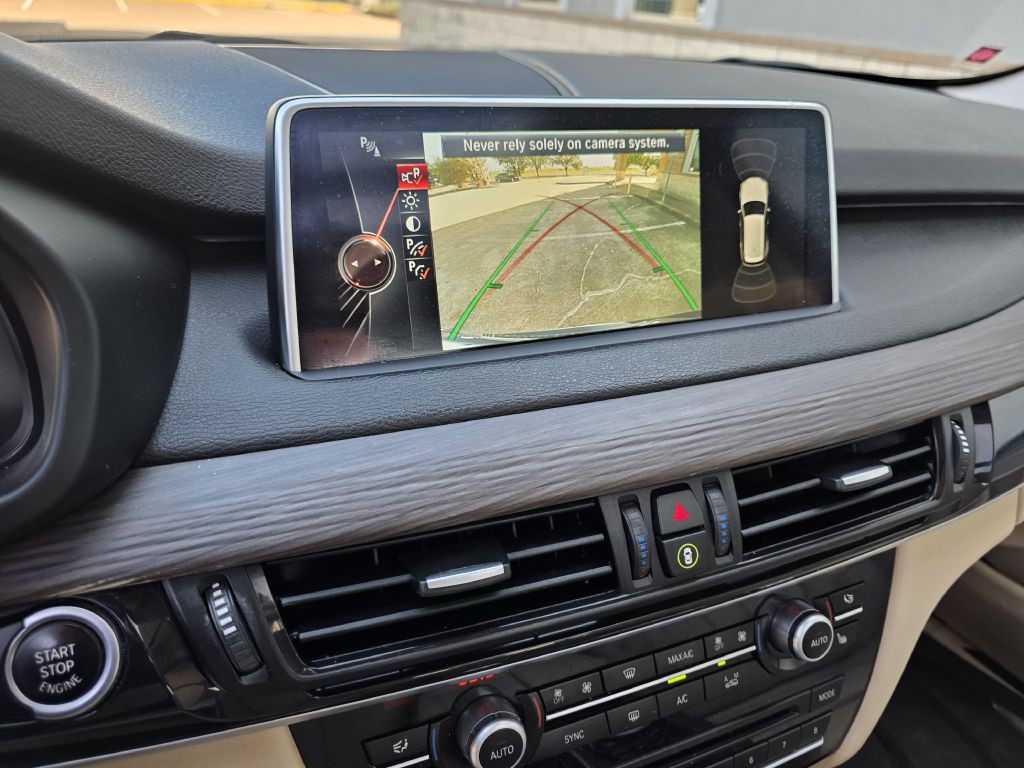 2015 BMW X5 Image 26