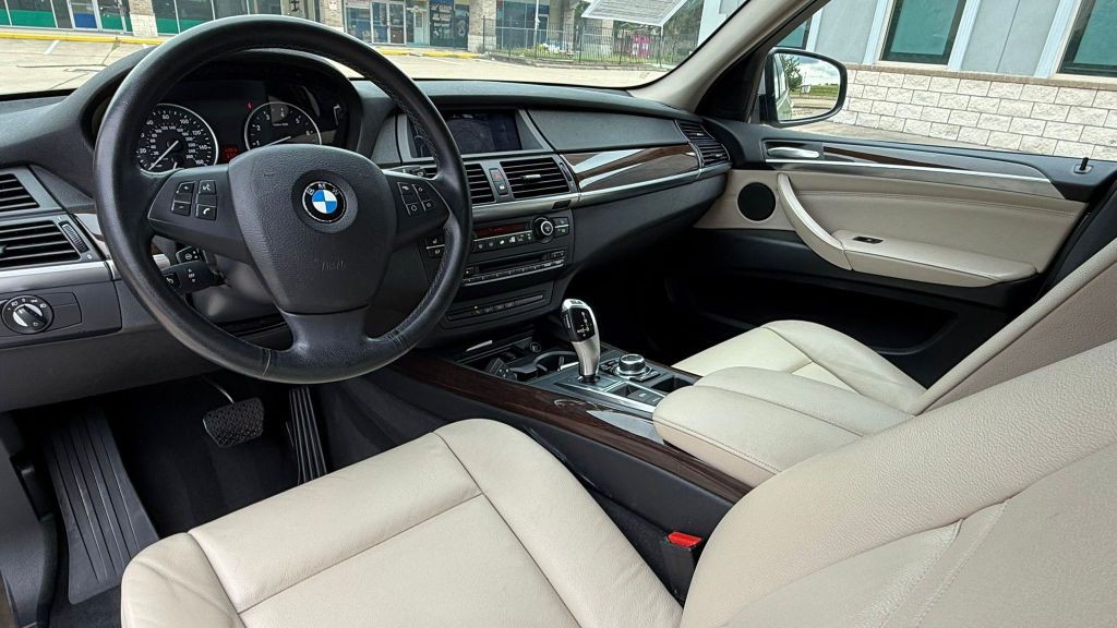 2012 BMW X5 Image 11