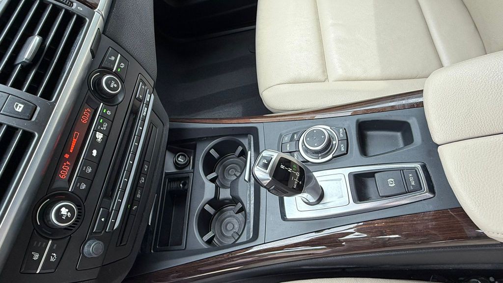 2012 BMW X5 Image 26