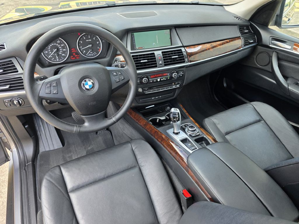 2013 BMW X5 Image 12