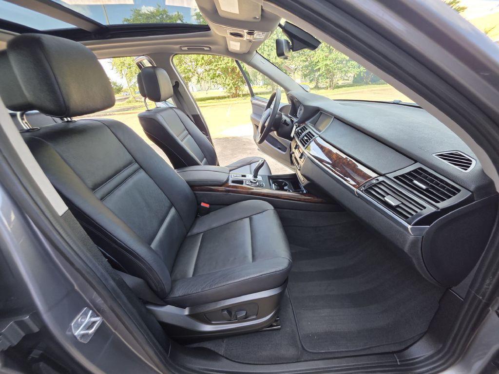 2013 BMW X5 Image 16