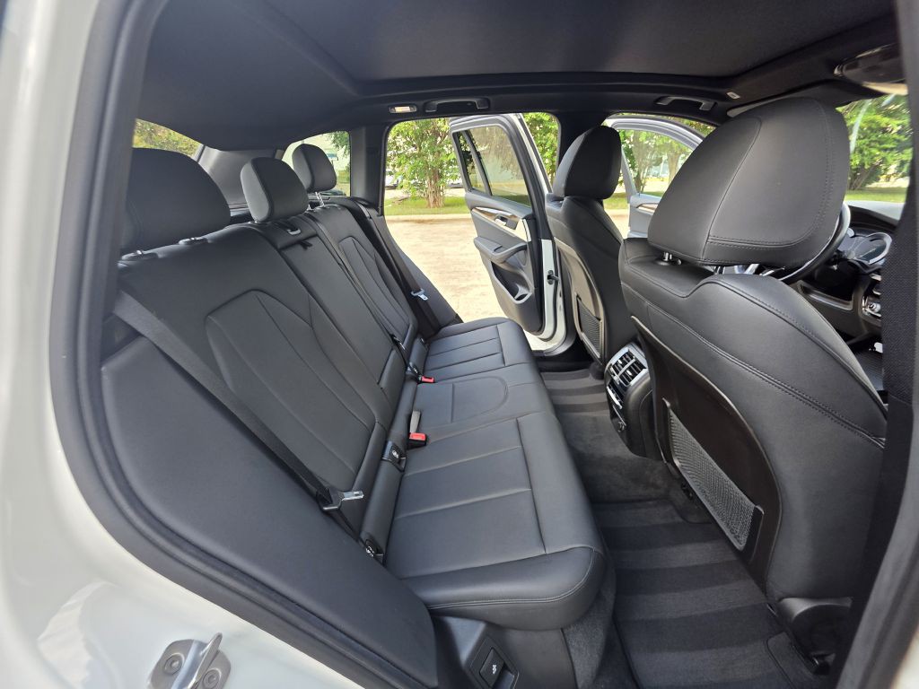 2019 BMW X3 Image 16