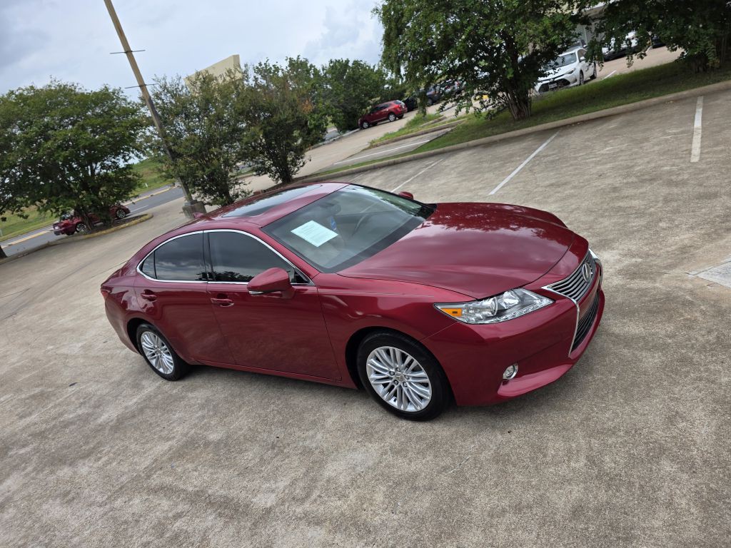 2015 Lexus ES Image 9
