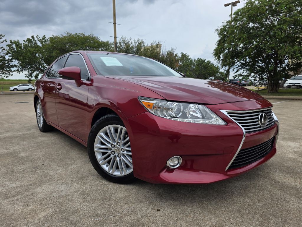 2015 Lexus ES Image 11