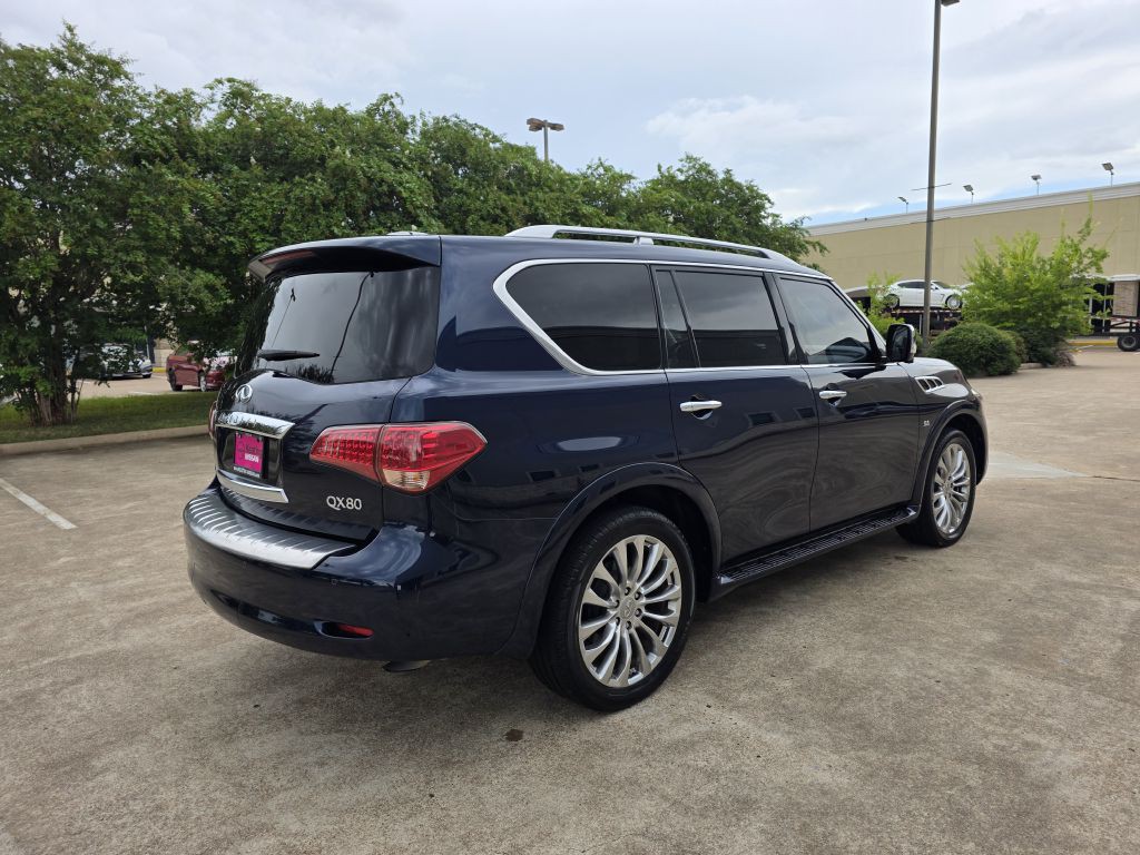 2017 INFINITI QX80 Image 7