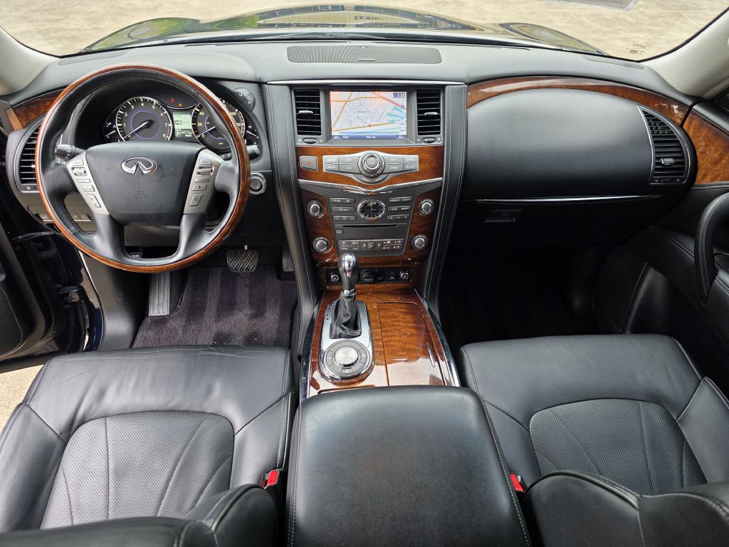 2017 INFINITI QX80 Image 14