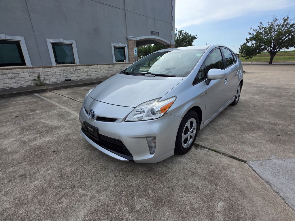 2013 Toyota Prius Image 1