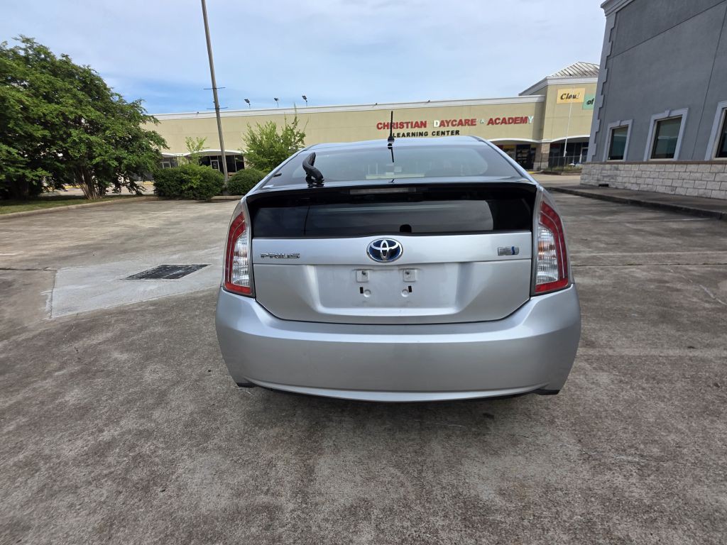 2013 Toyota Prius Image 7