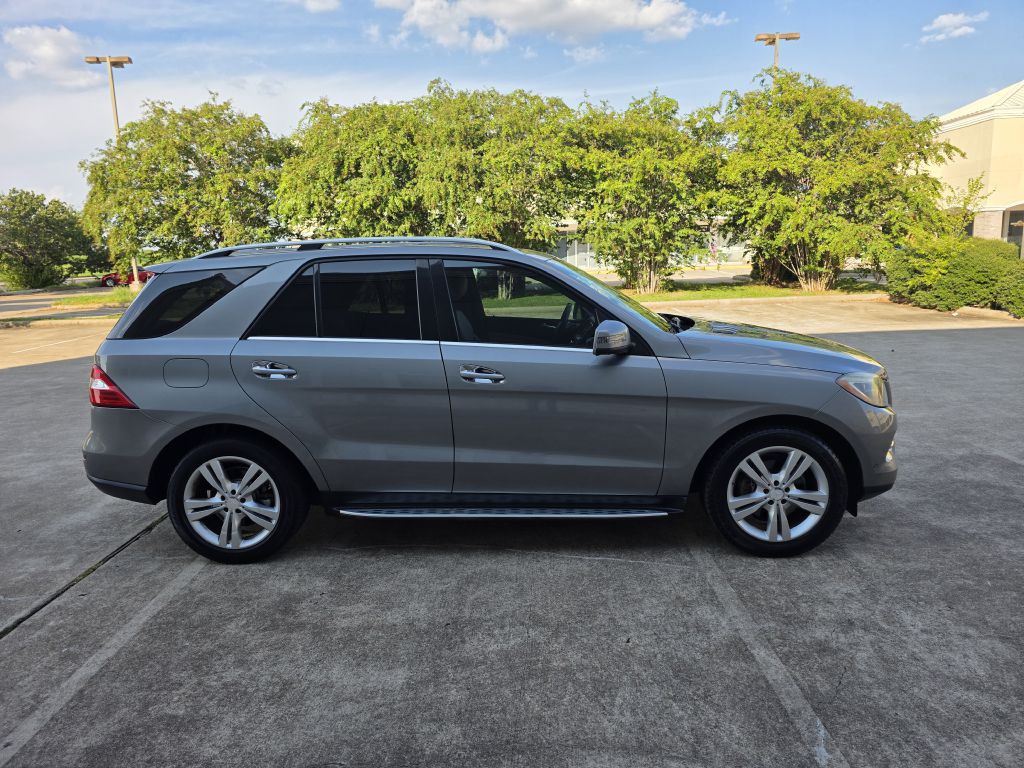 2015 Mercedes-Benz M-Class Image 8